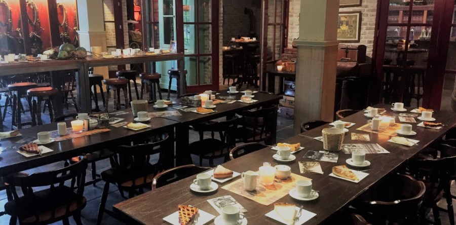 Koetshuis koffie en gebak